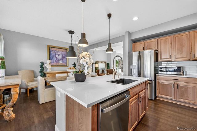 875 Brookhurst Avenue B, Highlands Ranch, CO 80129