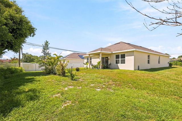 2096 SW LEAFY ROAD, Port St Lucie, FL 34953