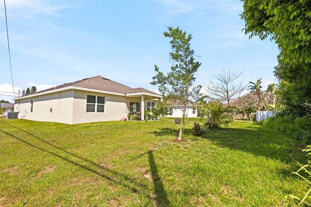 2096 SW LEAFY ROAD, Port St Lucie, FL 34953