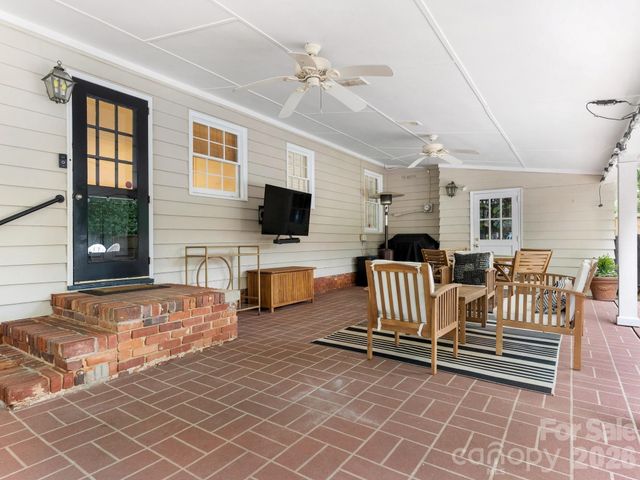 4212 Melchor Avenue, Charlotte, NC 28211