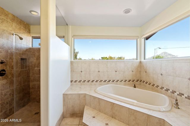 1435 E RANCHO Drive, Phoenix, AZ 85014