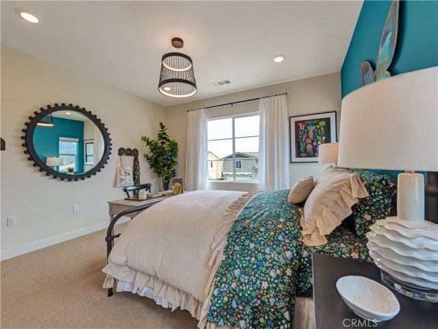 17136 Kent Street, Hesperia, CA 92345