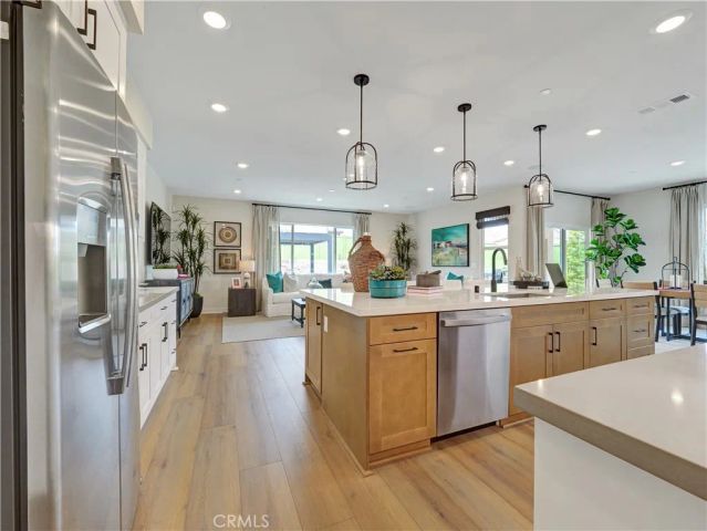 17136 Kent Street, Hesperia, CA 92345