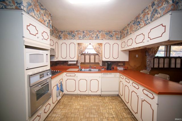 2006 Prospect Avenue, Vincennes, IN 47591