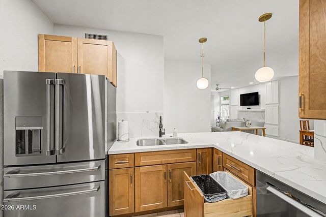 1747 E NORTHERN Avenue 182, Phoenix, AZ 85020