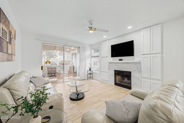 1747 E NORTHERN Avenue 182, Phoenix, AZ 85020