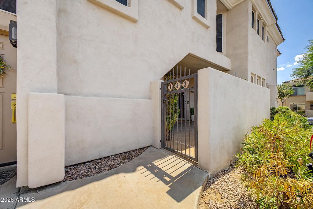 1747 E NORTHERN Avenue 182, Phoenix, AZ 85020 — photo 2