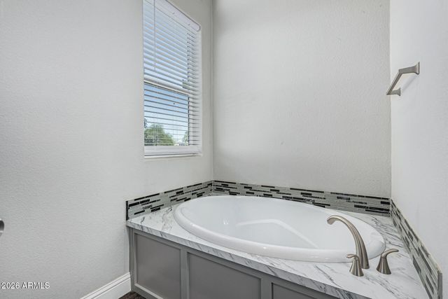 32567 W SANTA CRUZ Avenue, Maricopa, AZ 85138