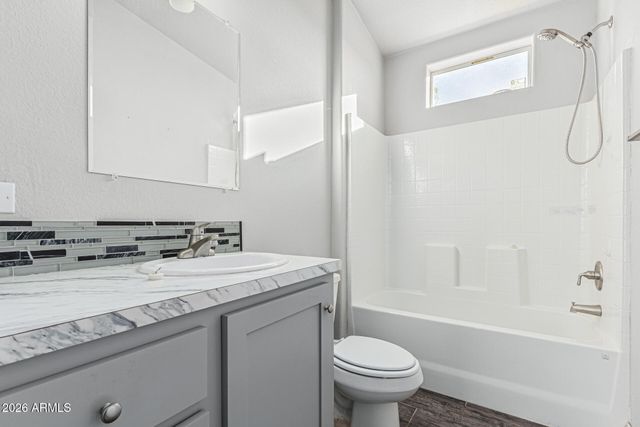 32567 W SANTA CRUZ Avenue, Maricopa, AZ 85138