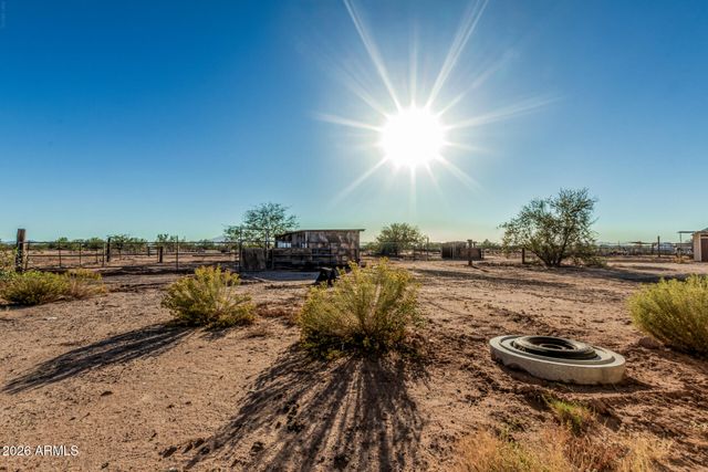 32567 W SANTA CRUZ Avenue, Maricopa, AZ 85138