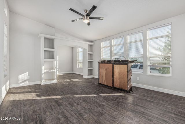 32567 W SANTA CRUZ Avenue, Maricopa, AZ 85138