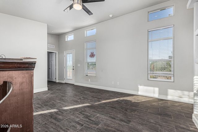 32567 W SANTA CRUZ Avenue, Maricopa, AZ 85138