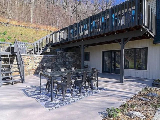 617 Norton Fork Road, Hot Springs, NC 28743