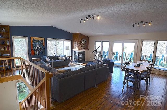 617 Norton Fork Road, Hot Springs, NC 28743