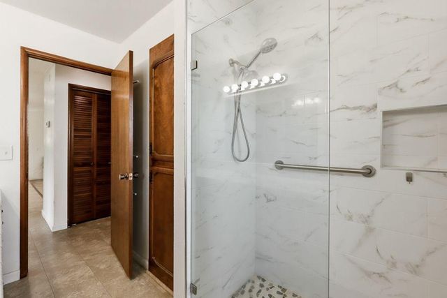 1660 Stabler Ln, Yuba City, CA 95993