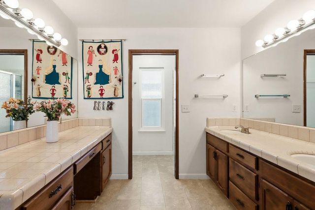 1660 Stabler Ln, Yuba City, CA 95993