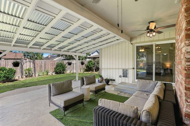 1660 Stabler Ln, Yuba City, CA 95993