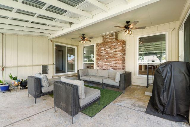 1660 Stabler Ln, Yuba City, CA 95993