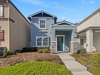 4074 Southampton St, West Sacramento, CA 95691