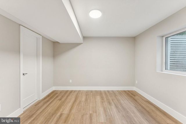 2308 CREEK DR, Alexandria, VA 22308