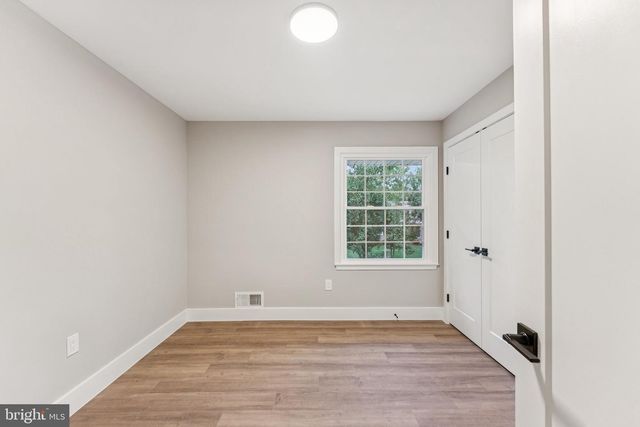 2308 CREEK DR, Alexandria, VA 22308