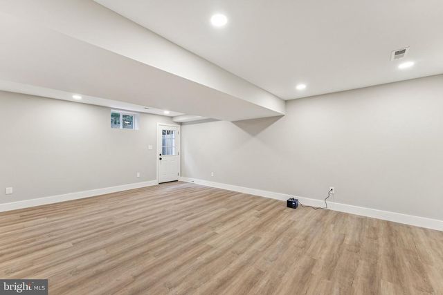 2308 CREEK DR, Alexandria, VA 22308