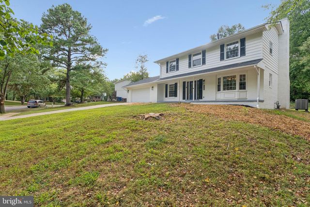 2308 CREEK DR, Alexandria, VA 22308