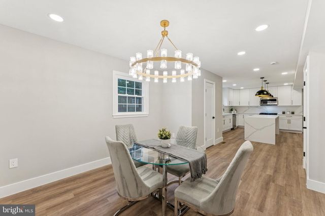 2308 CREEK DR, Alexandria, VA 22308