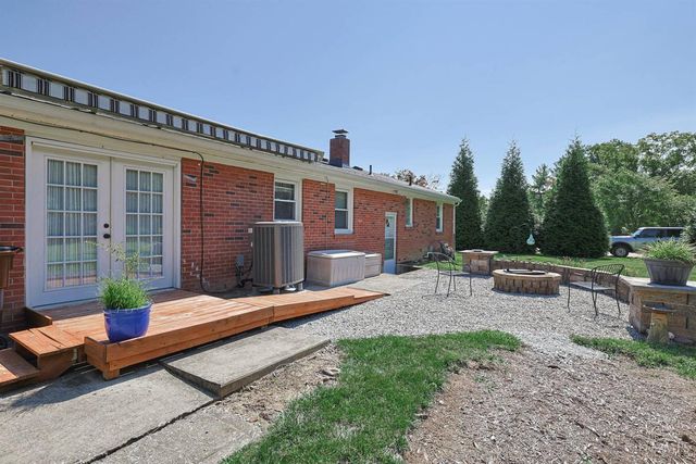 451 Blossom Lane, Union Twp, OH 45244