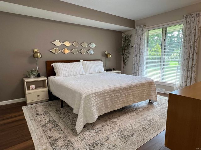 54530 Saddlebrook Crossing, Elkhart, IN 46514