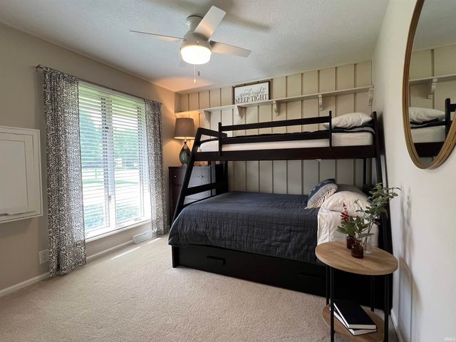 54530 Saddlebrook Crossing, Elkhart, IN 46514