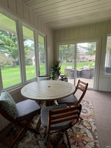 54530 Saddlebrook Crossing, Elkhart, IN 46514