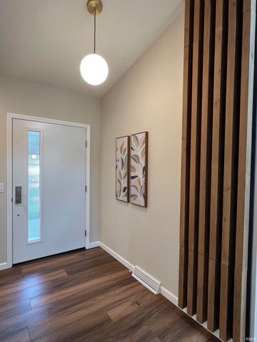 54530 Saddlebrook Crossing, Elkhart, IN 46514