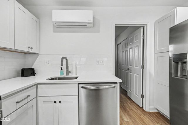 1309 Hudson Avenue A16, Durham, NC 27705