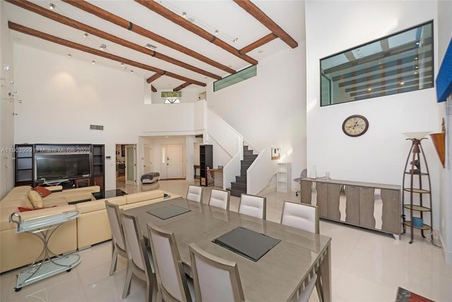 9318 NW 50th Doral Cir 00, Doral, FL 33178