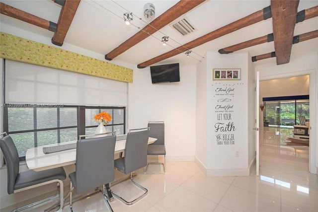 9318 NW 50th Doral Cir 00, Doral, FL 33178