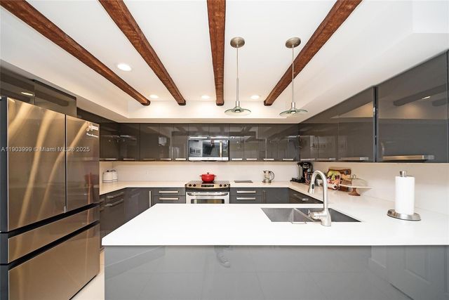 9318 NW 50th Doral Cir 00, Doral, FL 33178