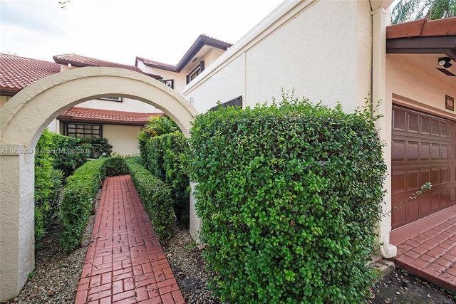 9318 NW 50th Doral Cir 00, Doral, FL 33178