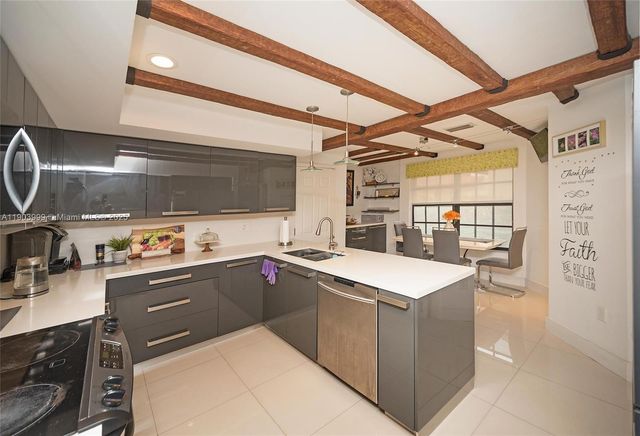 9318 NW 50th Doral Cir 00, Doral, FL 33178