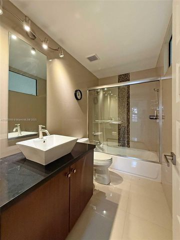 9318 NW 50th Doral Cir 00, Doral, FL 33178