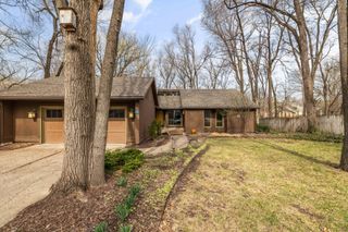 956 55th Street, West Des Moines, IA 50266