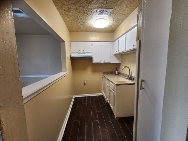 4311 Yellowstone Boulevard 4, Houston, TX 77021