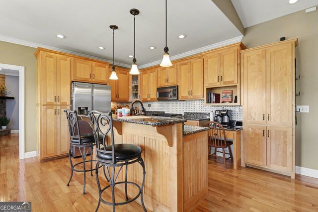 172 Star Mountain Drive, Clayton, GA 30525