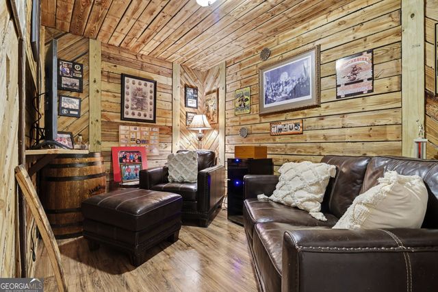 172 Star Mountain Drive, Clayton, GA 30525