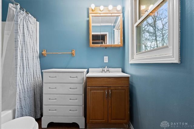 2307 Middletown Eaton Road, Middletown, OH 45042