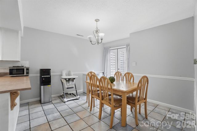 8338 Cricket Lake Drive, Charlotte, NC 28277
