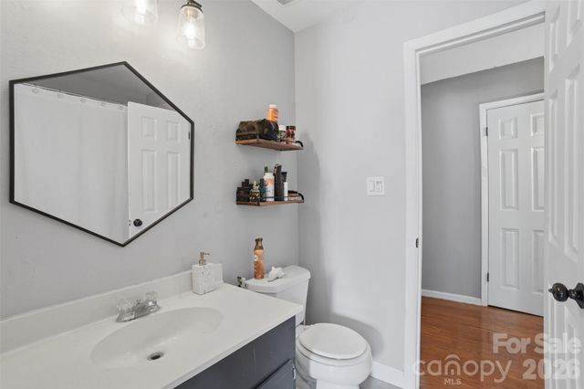 8338 Cricket Lake Drive, Charlotte, NC 28277