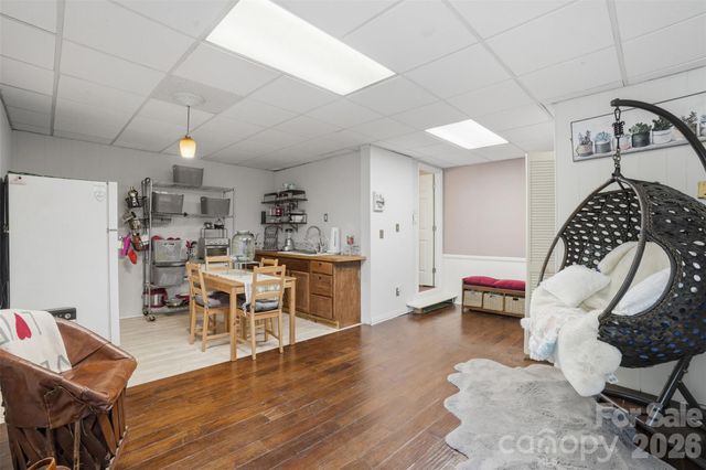 8338 Cricket Lake Drive, Charlotte, NC 28277