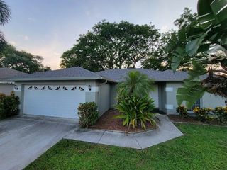 2725 FEIFFER CIRCLE, Sarasota, FL 34235