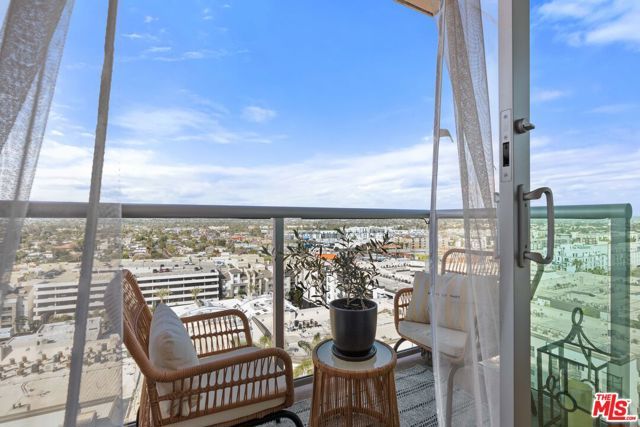 13700 Marina Pointe Drive 1423, Marina Del Rey, CA 90292